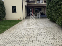 Casă individuală în vatra satului ,Ghiroda