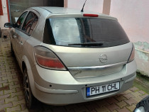 Vând Opel Astra H
