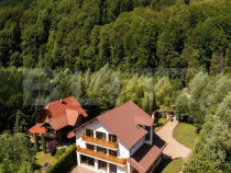 Afacere la cheie!! Pensiune 8 camere, 2 apartamente, zona Ma