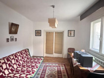 Casa situata in zona TOMIS II